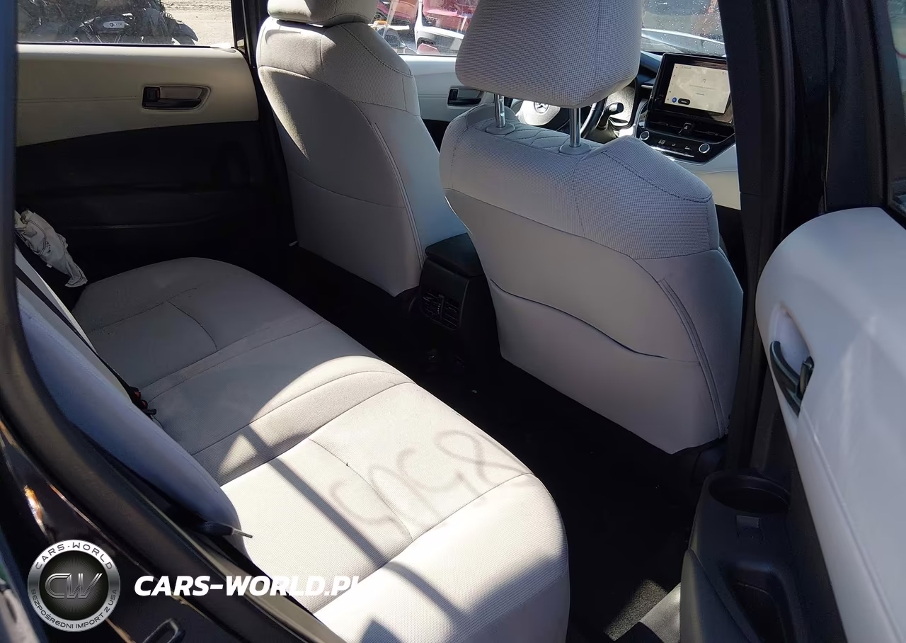 2023 Toyota Corolla Cross Le VIN:7MUCAABG4PV045899 - 8