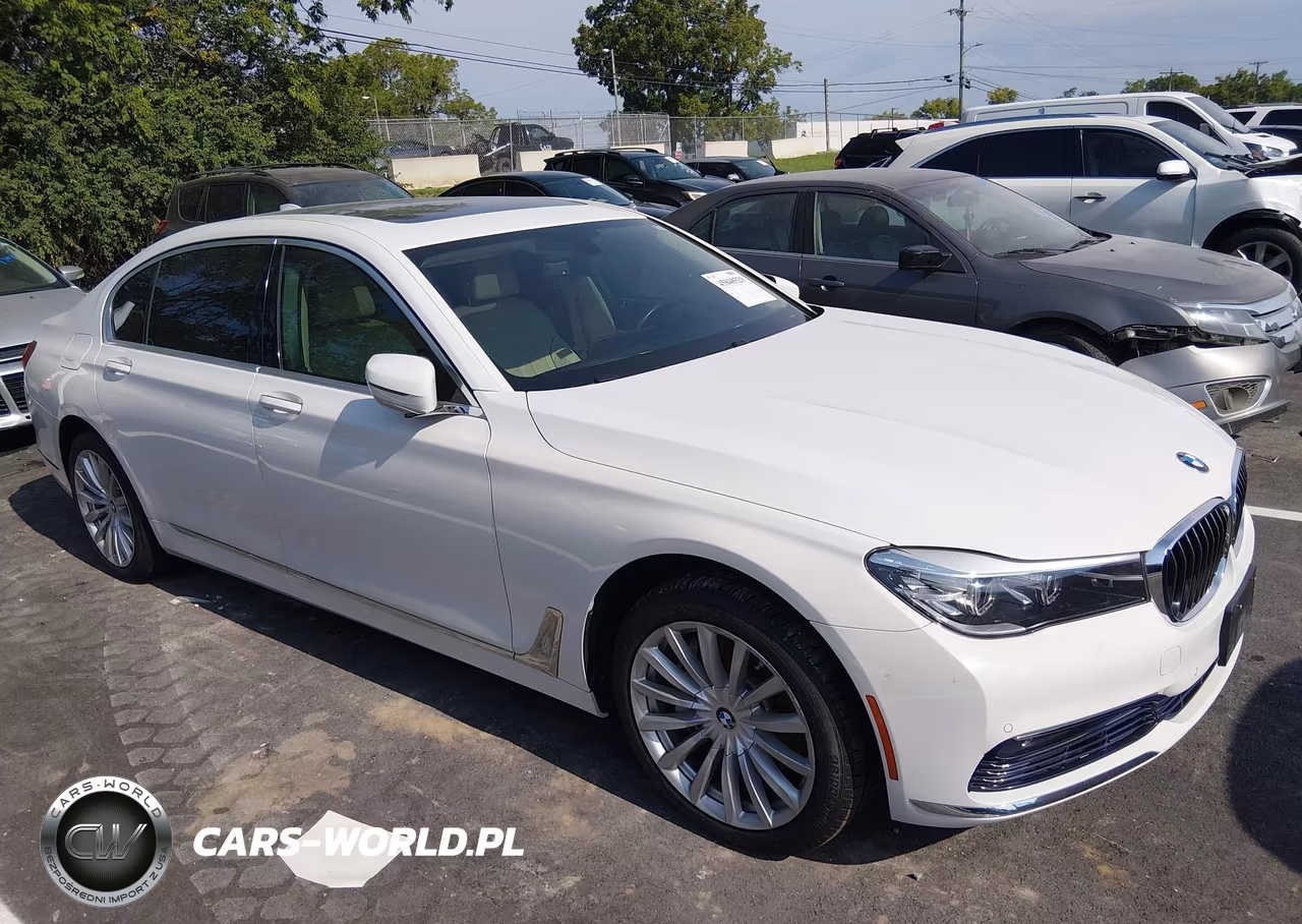 2016 BMW 740I VIN:WBA7E2C59GG547351 - 13