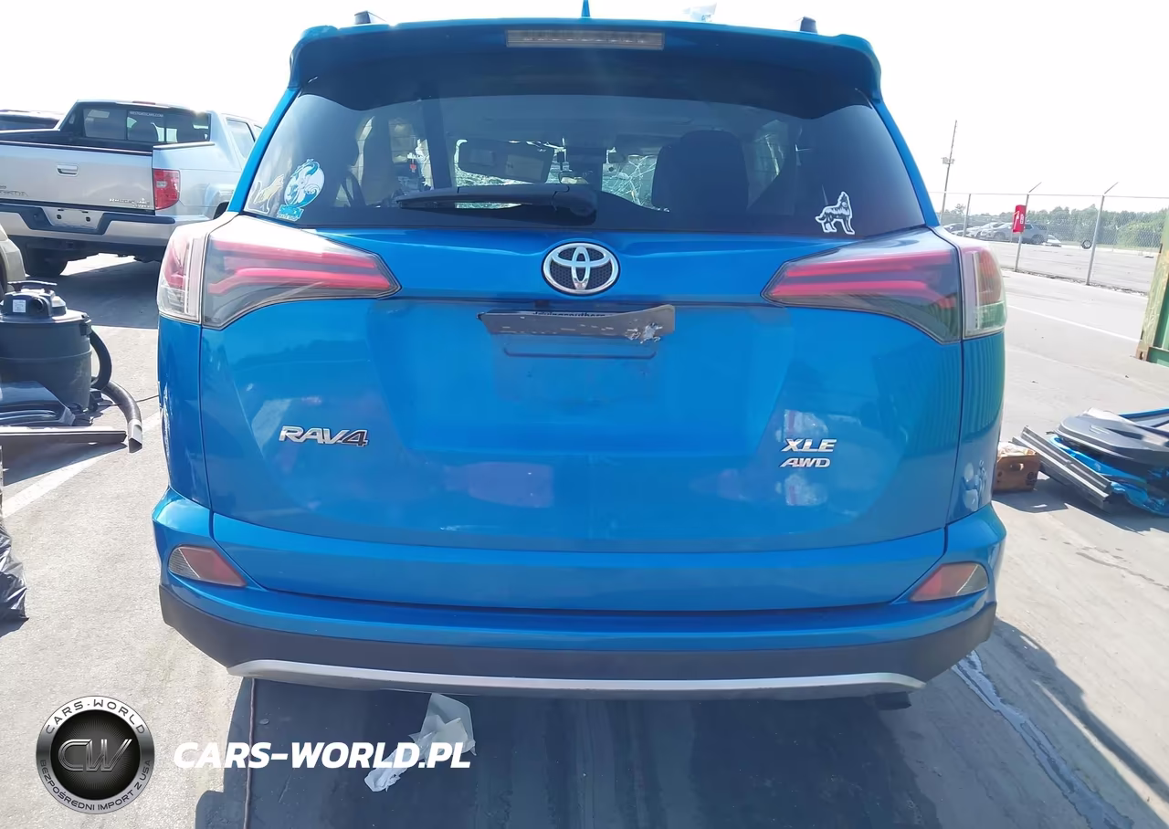 2017 Toyota Rav4 Xle VIN:JTMRFREV4HD220809 - 16