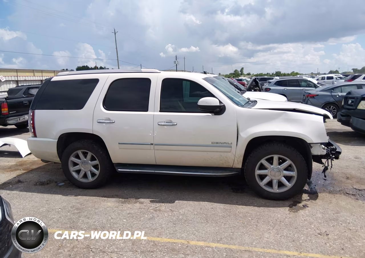 2013 GMC Yukon Denali VIN:1GKS2EEF8DR246586 - 14