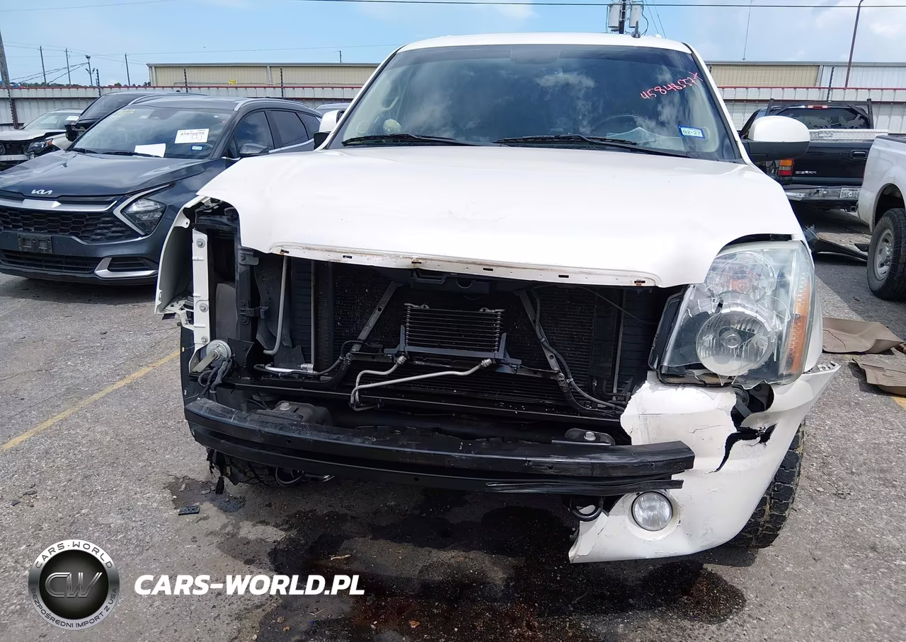 2013 GMC Yukon Denali VIN:1GKS2EEF8DR246586 - 6