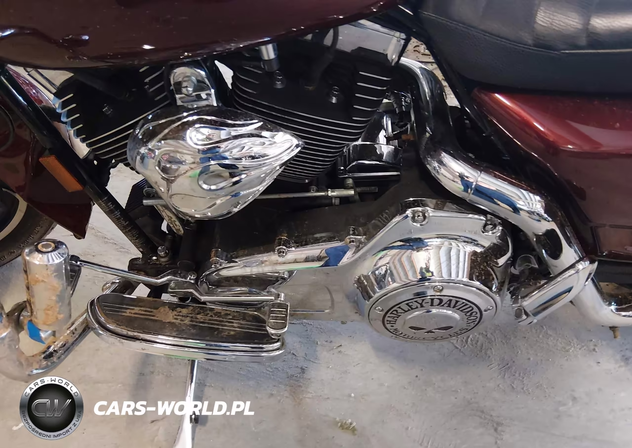 2008 Harley-Davidson Flhx VIN:1HD1KB4148Y658705 - 9