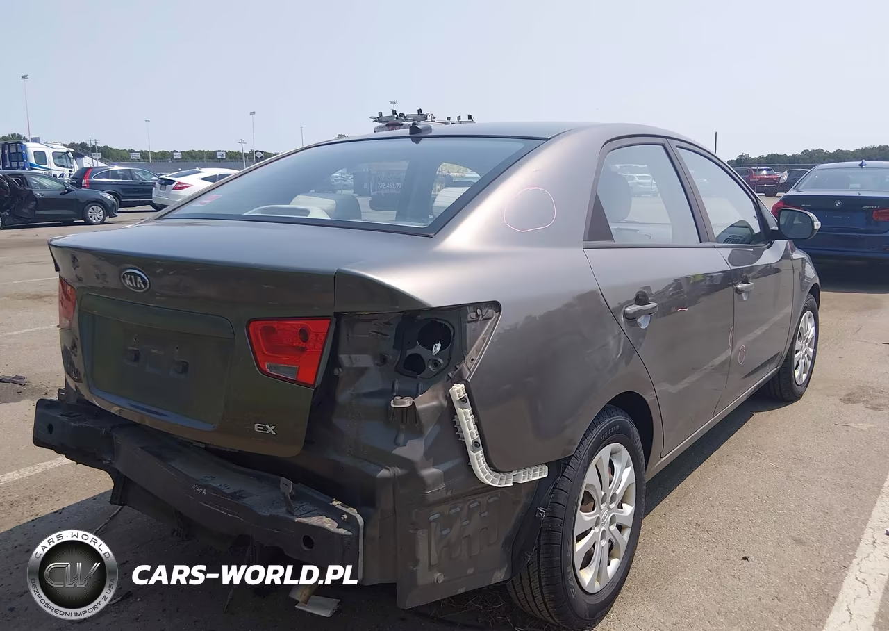 2010 Kia Forte Ex VIN:KNAFU4A21A5070615 - 4