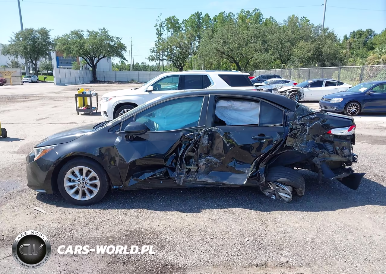 2022 Toyota Corolla Le VIN:5YFVPMAE6NP323615 - 14