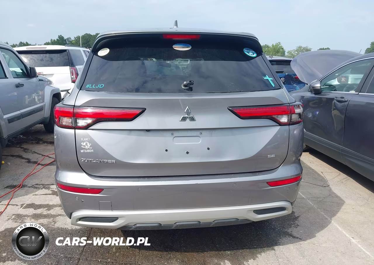 2022 Mitsubishi Outlander VIN:JA4J3UA87NZ027426 - 16