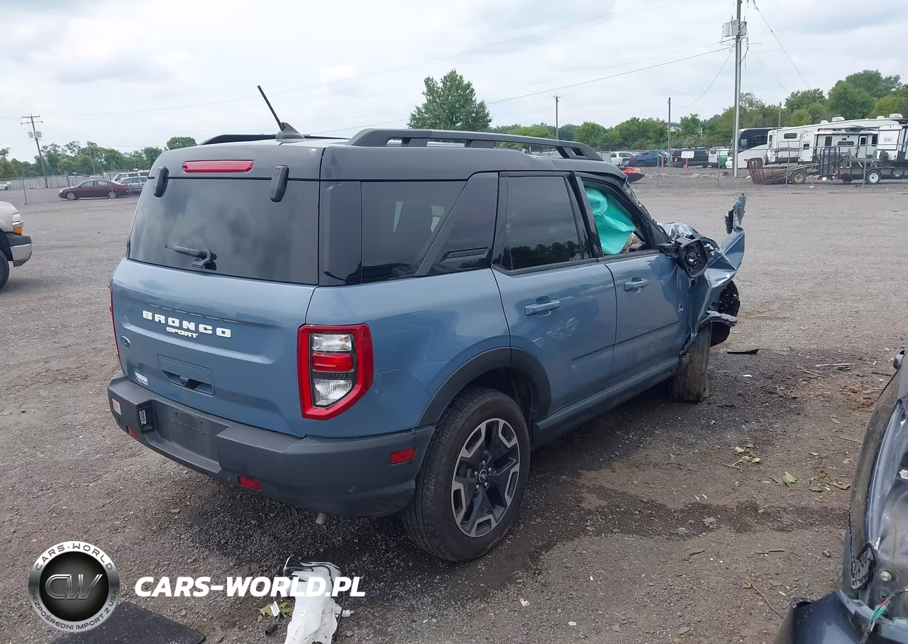 2024 Ford Bronco Sport Outer Banks VIN:3FMCR9C67RRE43844 - 4