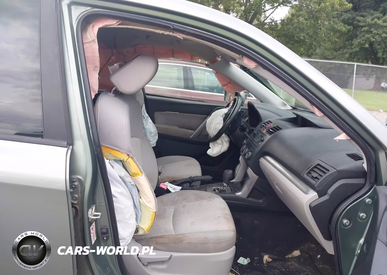 2015 Subaru Forester 2.5I Premium VIN:JF2SJADC8FH415417 - 5