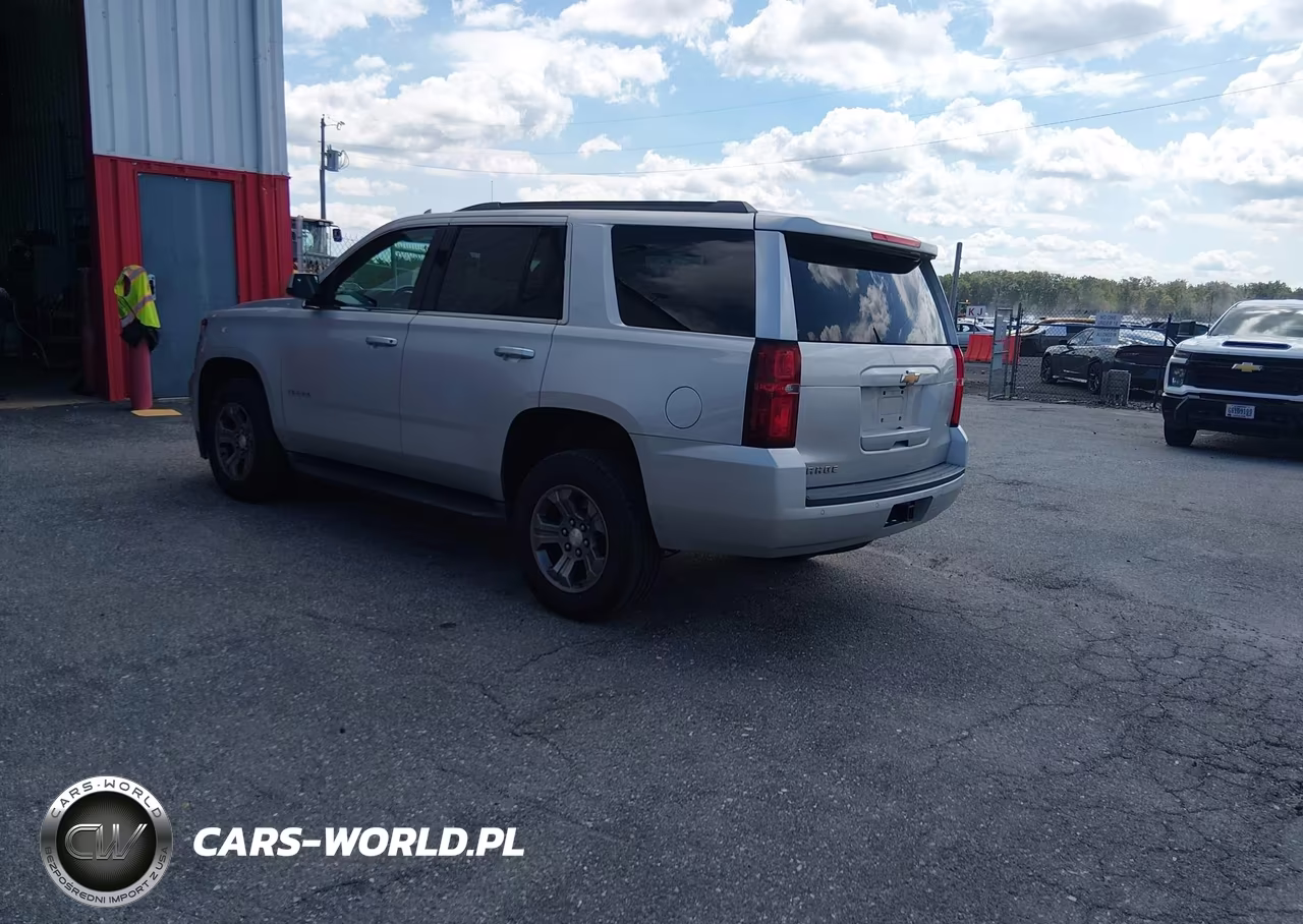 2018 Chevrolet Tahoe Ls VIN:1GNSKAEC0JR351104 - 3
