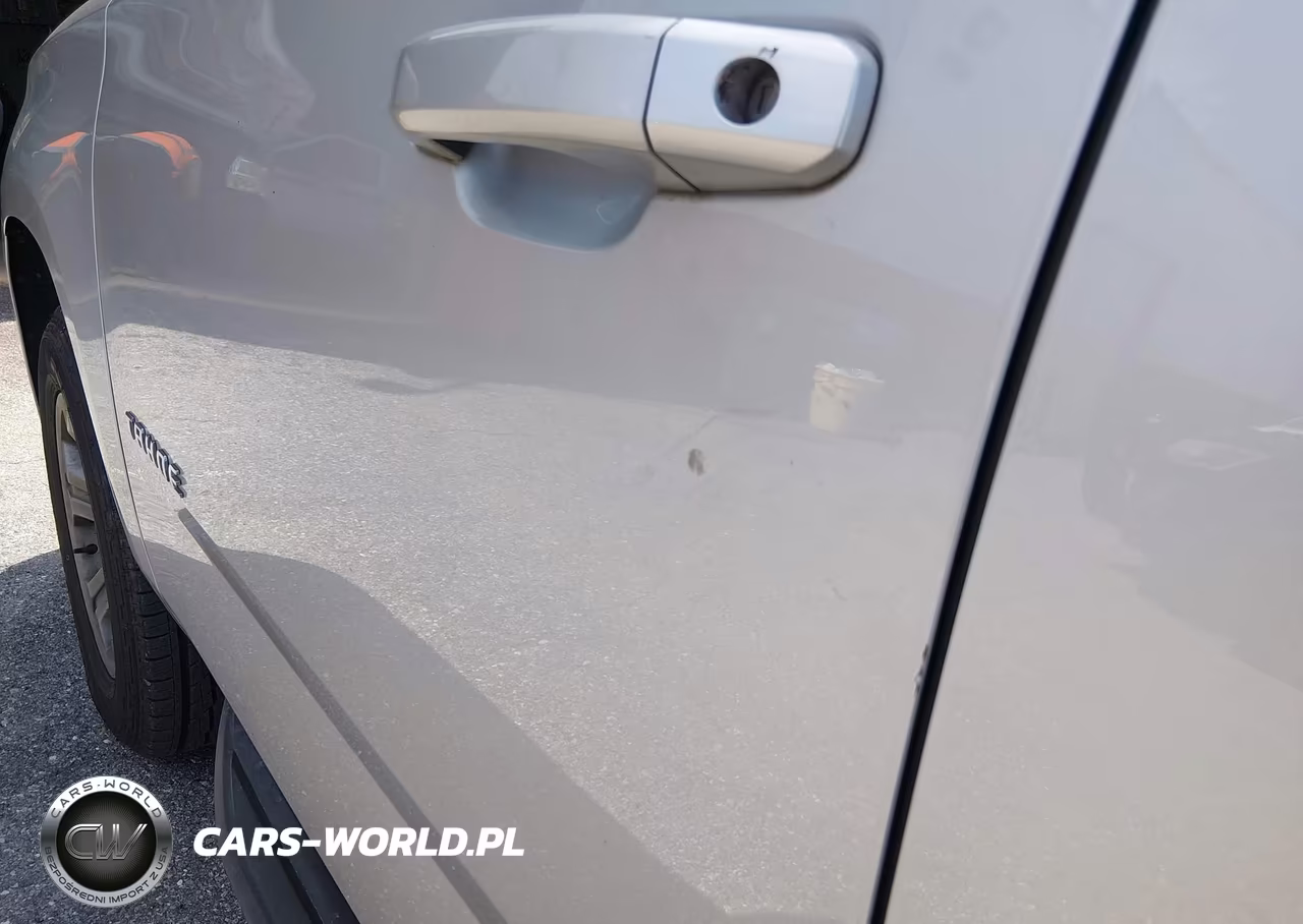2018 Chevrolet Tahoe Ls VIN:1GNSKAEC0JR351104 - 6