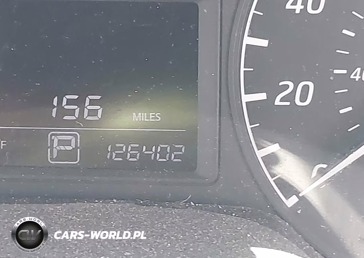 2017 Nissan Sentra S VIN:3N1AB7AP3HY215959 - 15