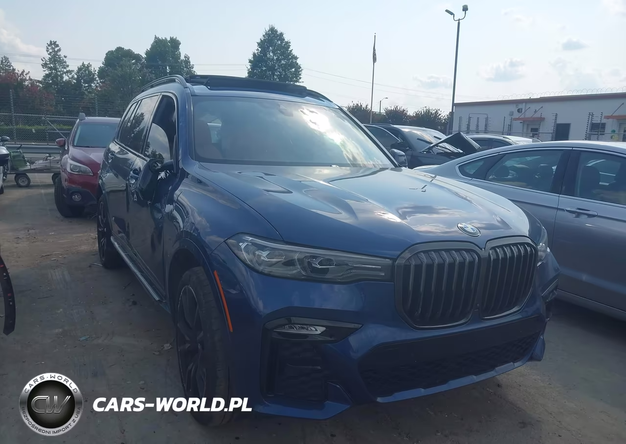 2022 BMW X7 xDrive40I – zdjęcie 1 z 13