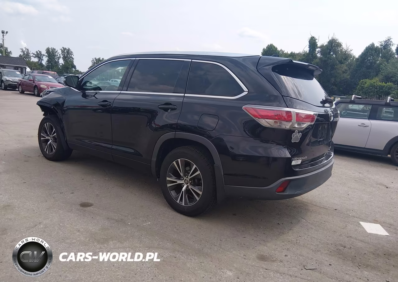 2016 Toyota Highlander Xle V6 VIN:5TDJKRFH5GS300589 - 3