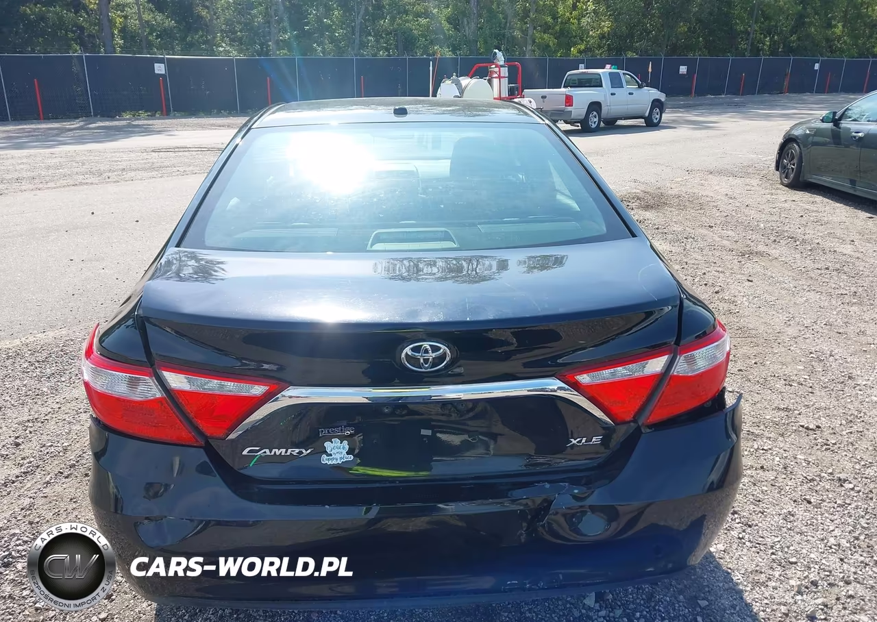 2017 Toyota Camry Xle VIN:4T1BF1FK7HU689394 - 16