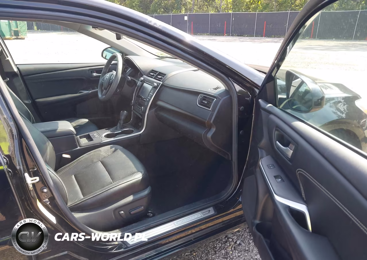 2017 Toyota Camry Xle VIN:4T1BF1FK7HU689394 - 5