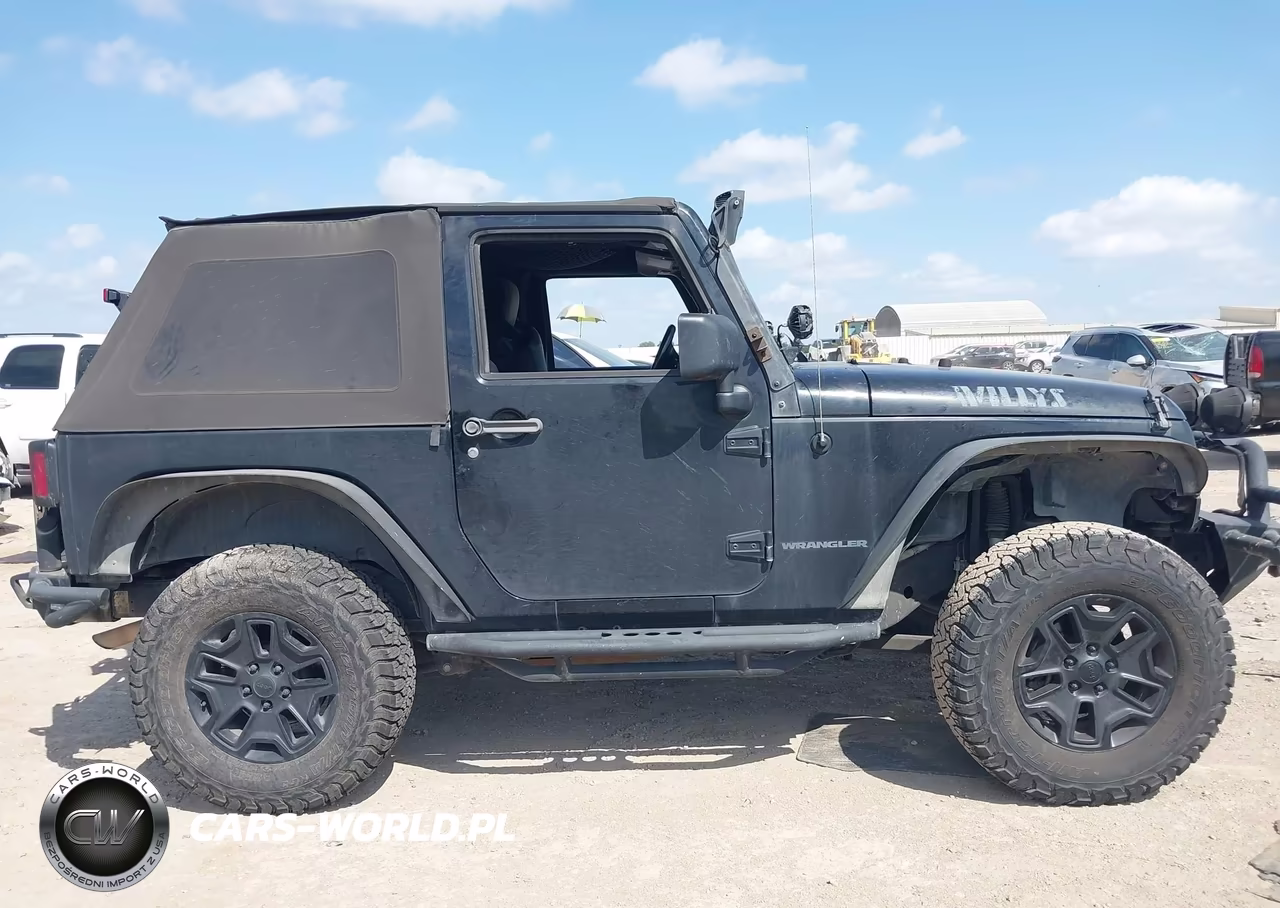 2017 Jeep Wrangler Willys Wheeler VIN:1C4AJWAG6HL508208 - 13