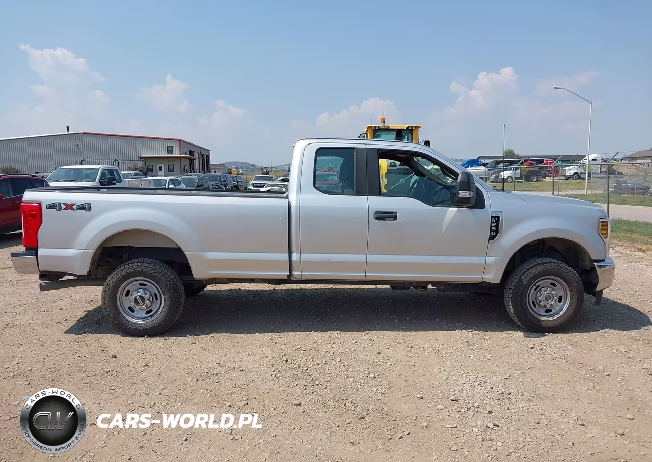 2018 Ford F-250 Xl VIN:1FT7X2B64JEC83949 - 13
