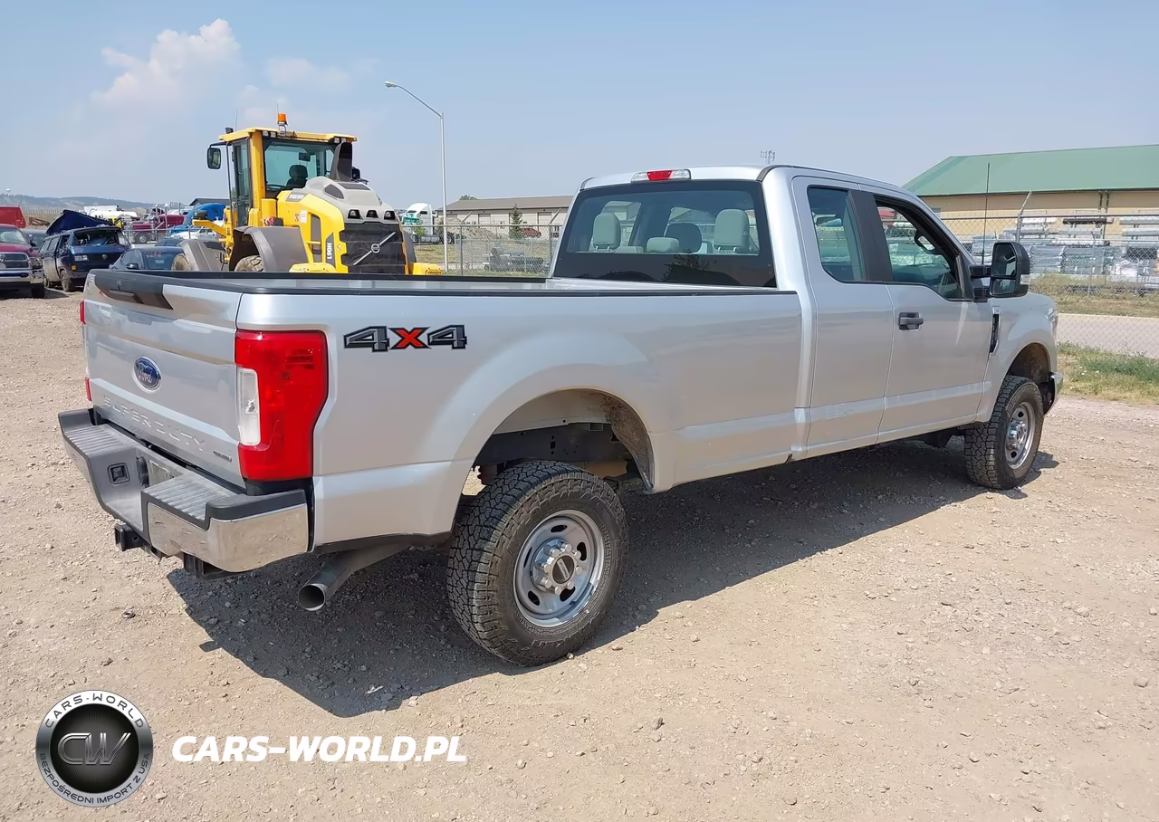2018 Ford F-250 Xl VIN:1FT7X2B64JEC83949 - 4