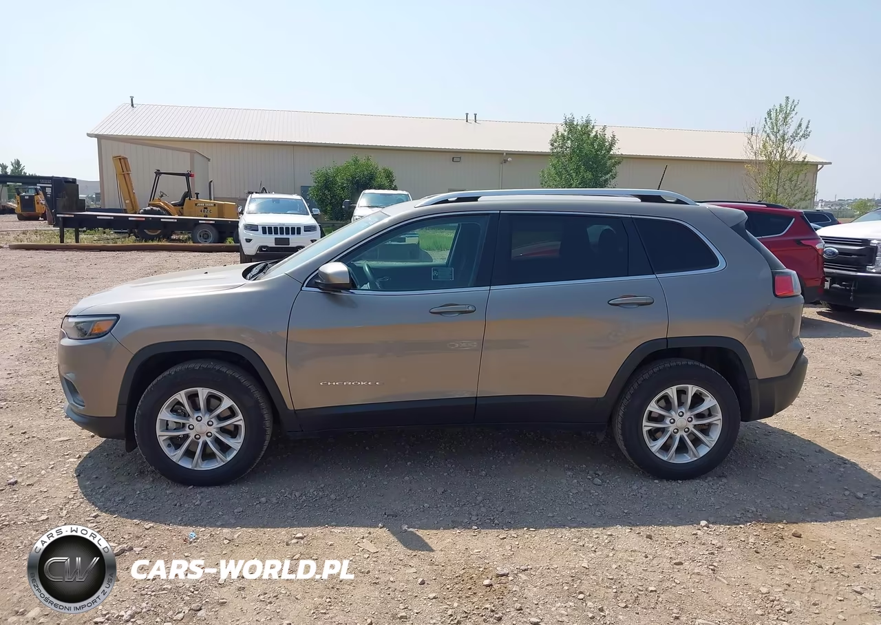 2019 Jeep Cherokee Latitude 4X4 VIN:1C4PJMCB6KD440431 - 14