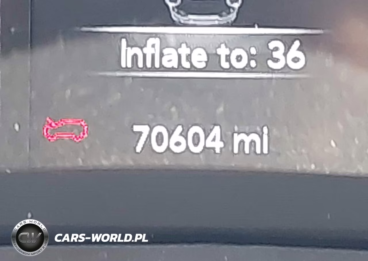 2019 Jeep Cherokee Latitude 4X4 VIN:1C4PJMCB6KD440431 - 15