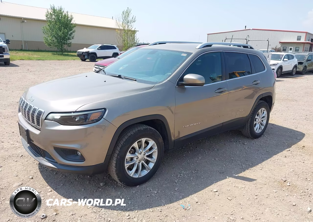 2019 Jeep Cherokee Latitude 4X4 VIN:1C4PJMCB6KD440431 - 2