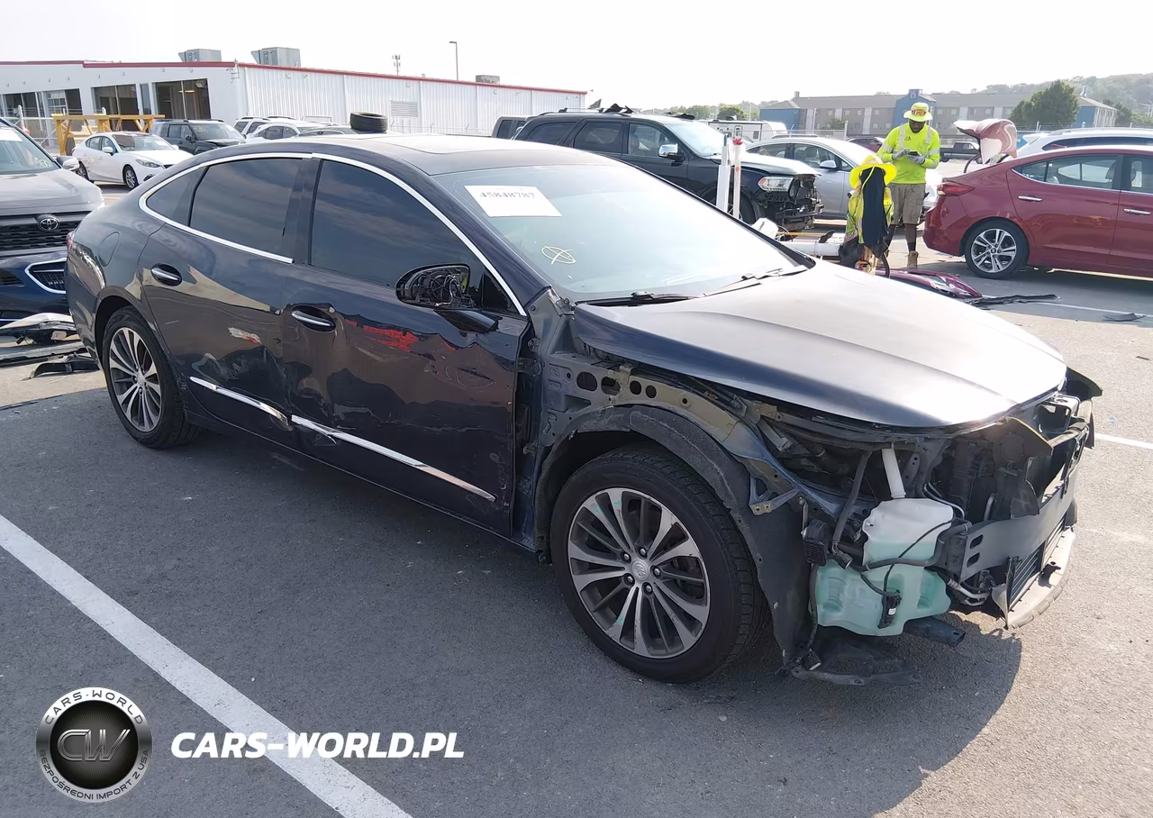 2017 Buick Lacrosse Essence – zdjęcie 1 z 17
