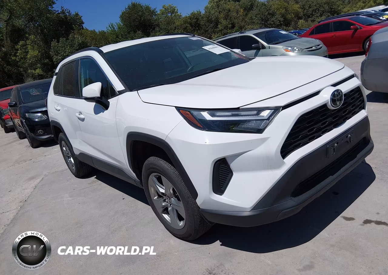 2024 Toyota Rav4 Xle – zdjęcie 1 z 16