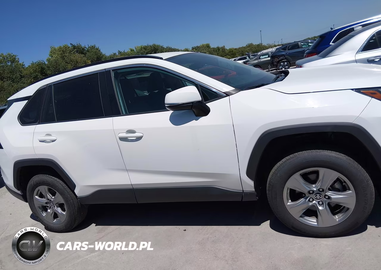 2024 Toyota Rav4 Xle VIN:2T3P1RFV7RW430118 - 13