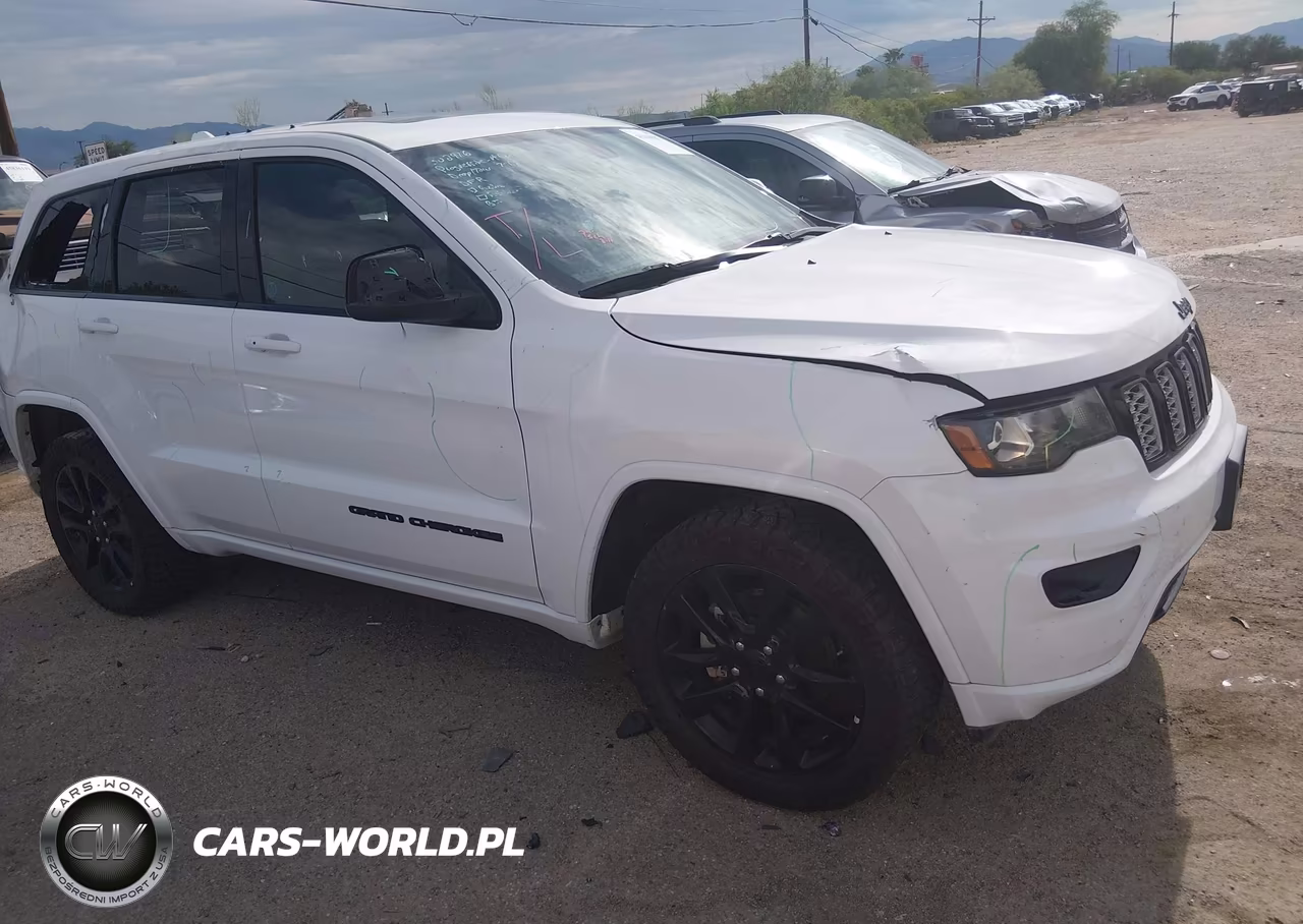 2019 Jeep Grand Cherokee Altitude 4X4 VIN:1C4RJFAG6KC547200 - 13