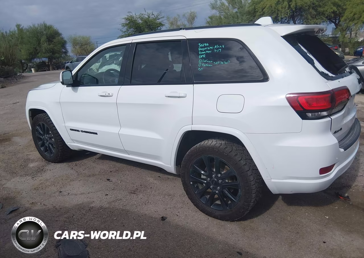 2019 Jeep Grand Cherokee Altitude 4X4 VIN:1C4RJFAG6KC547200 - 14