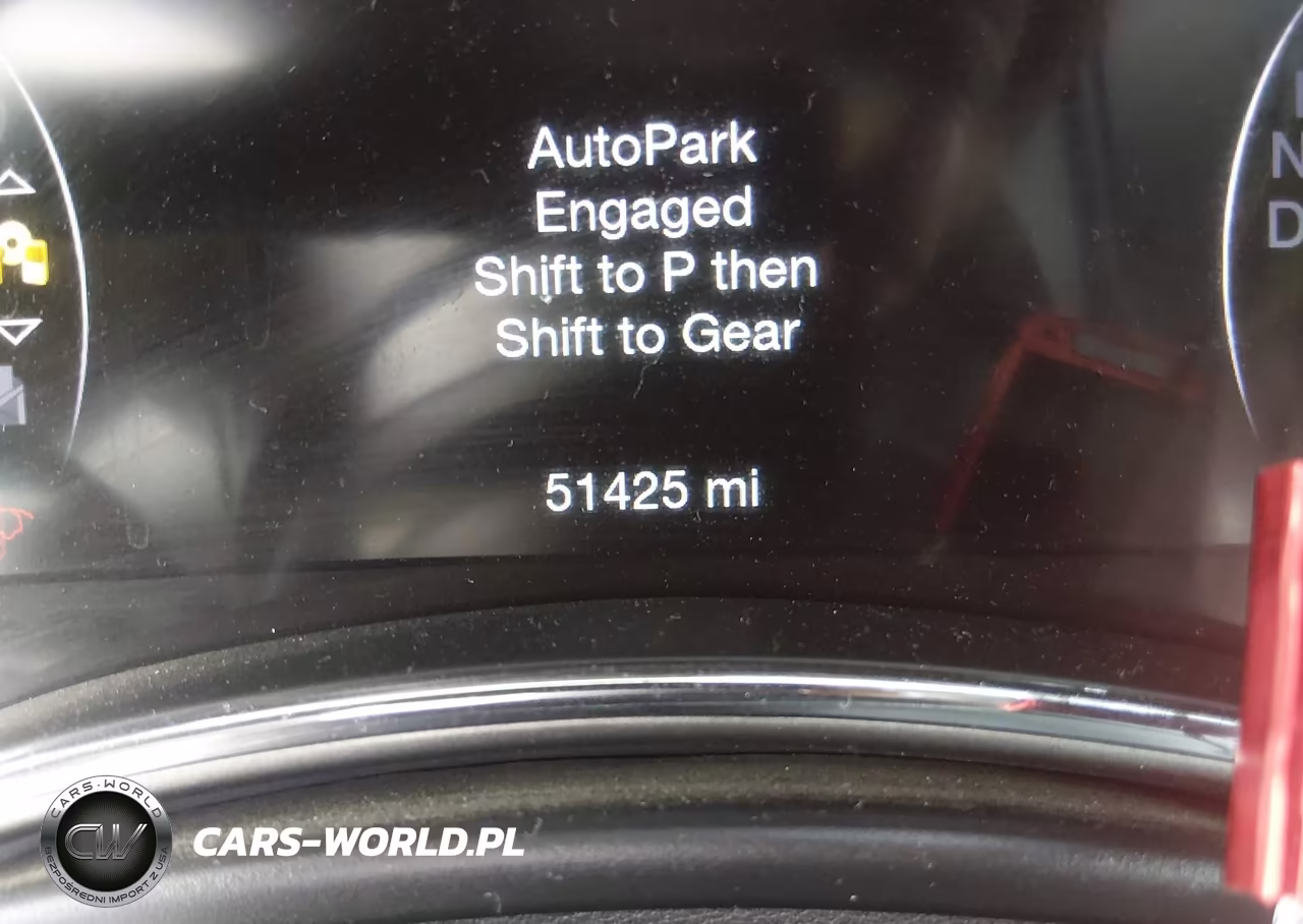2019 Jeep Grand Cherokee Altitude 4X4 VIN:1C4RJFAG6KC547200 - 15