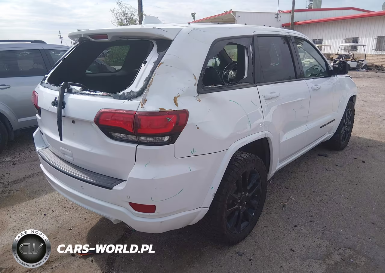 2019 Jeep Grand Cherokee Altitude 4X4 VIN:1C4RJFAG6KC547200 - 4
