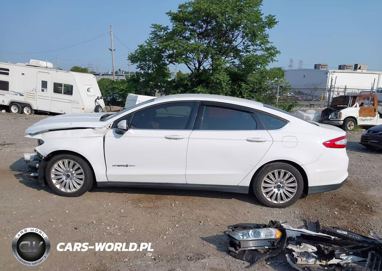 2014 Ford Fusion Hybrid S VIN:3FA6P0UU0ER145488 - 14