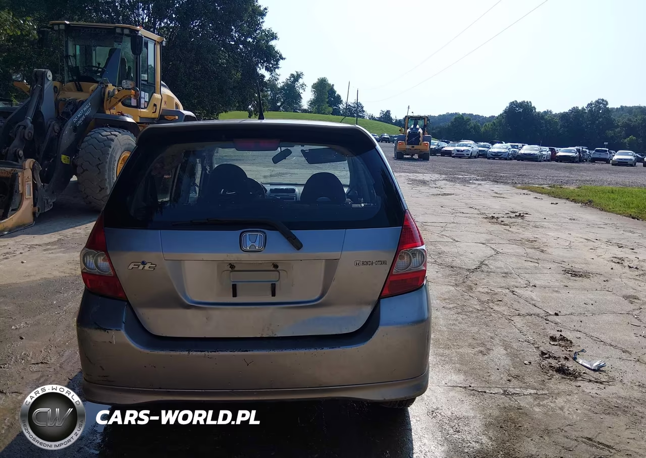 2007 Honda Fit Sport VIN:JHMGD38687S059310 - 15