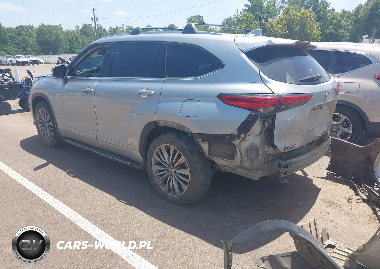 2021 Toyota Highlander Platinum VIN:5TDFZRAH2MS060728 - 3