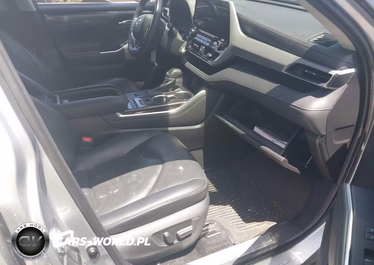 2021 Toyota Highlander Platinum VIN:5TDFZRAH2MS060728 - 5