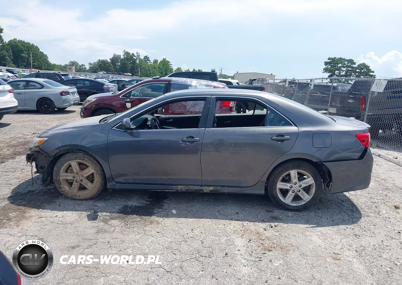 2014 Toyota Camry Se VIN:4T1BF1FK8EU332365 - 14
