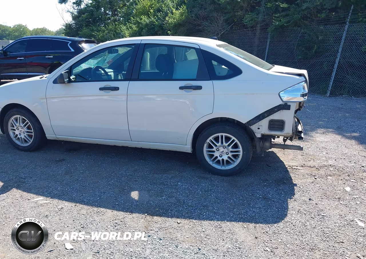 2011 Ford Focus Se VIN:1FAHP3FN0BW157133 - 3