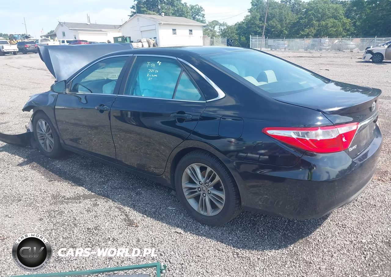2016 Toyota Camry Se VIN:4T1BF1FK9GU501375 - 3