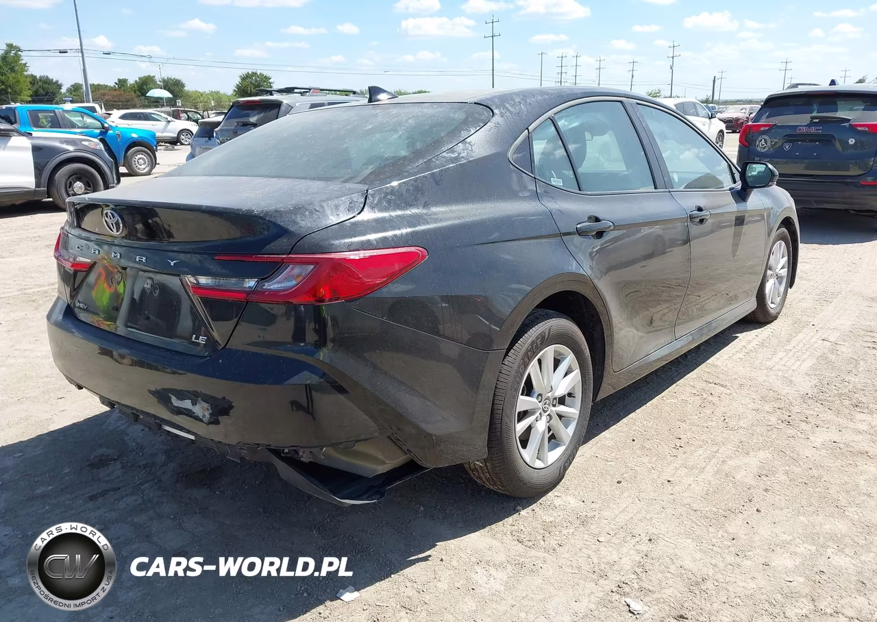 2026 Toyota Camry Le VIN:4T1DAACK0TU258349 - 4