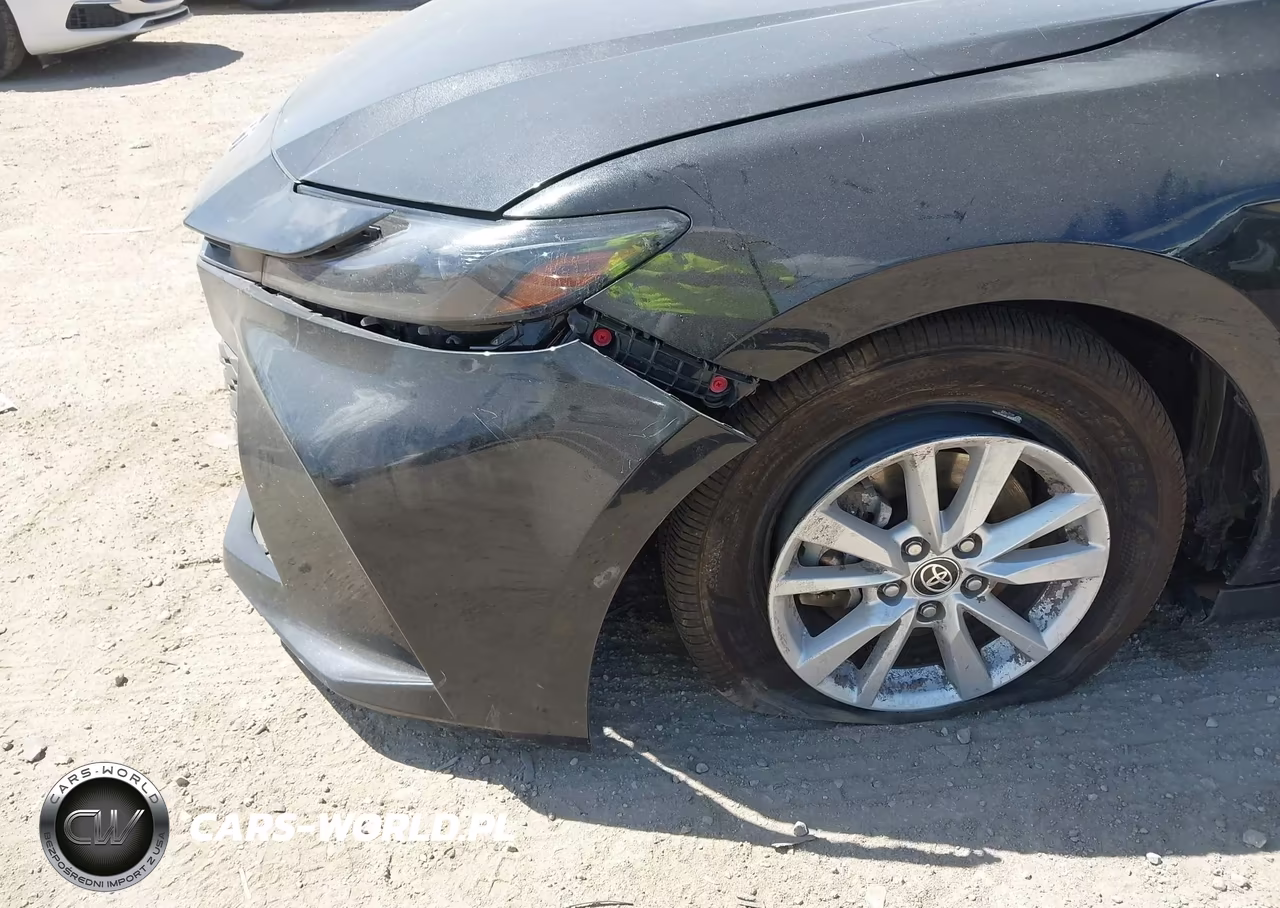 2026 Toyota Camry Le VIN:4T1DAACK0TU258349 - 6