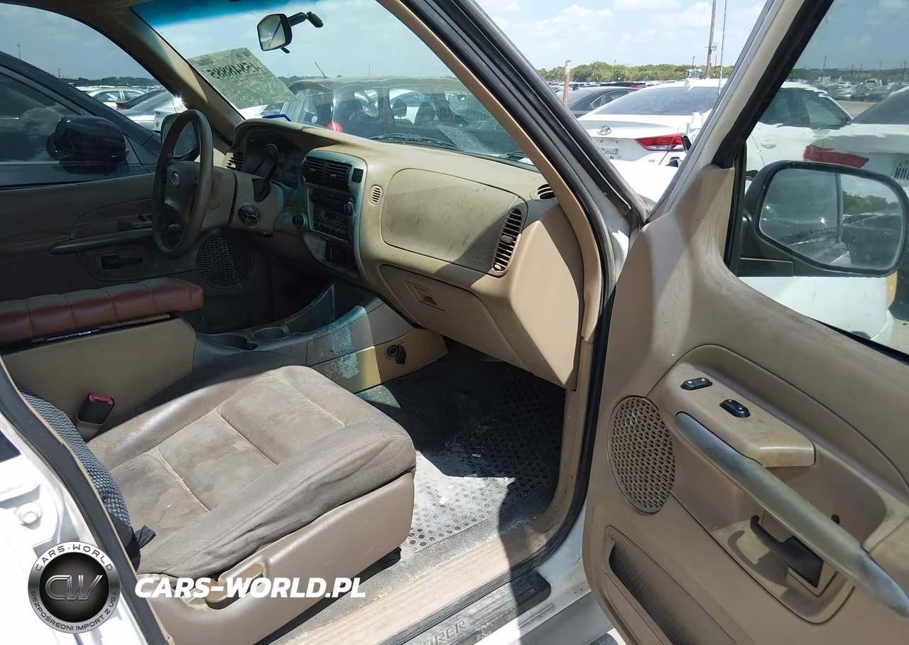 2002 Ford Explorer Sport Trac VIN:1FMZU67E62UB84271 - 5
