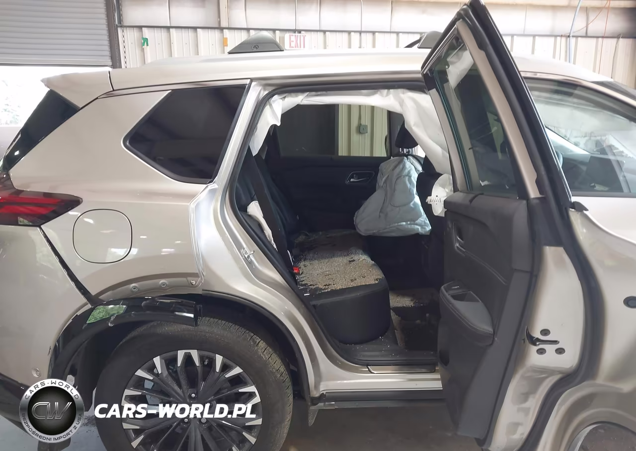 2026 Nissan Rogue Platinum VIN:JN8BT3DD9TW294406 - 8
