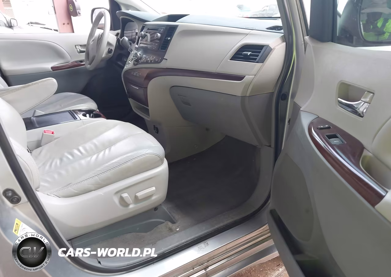 2013 Toyota Sienna Xle V6 8 Passenger VIN:5TDYK3DC3DS341592 - 5