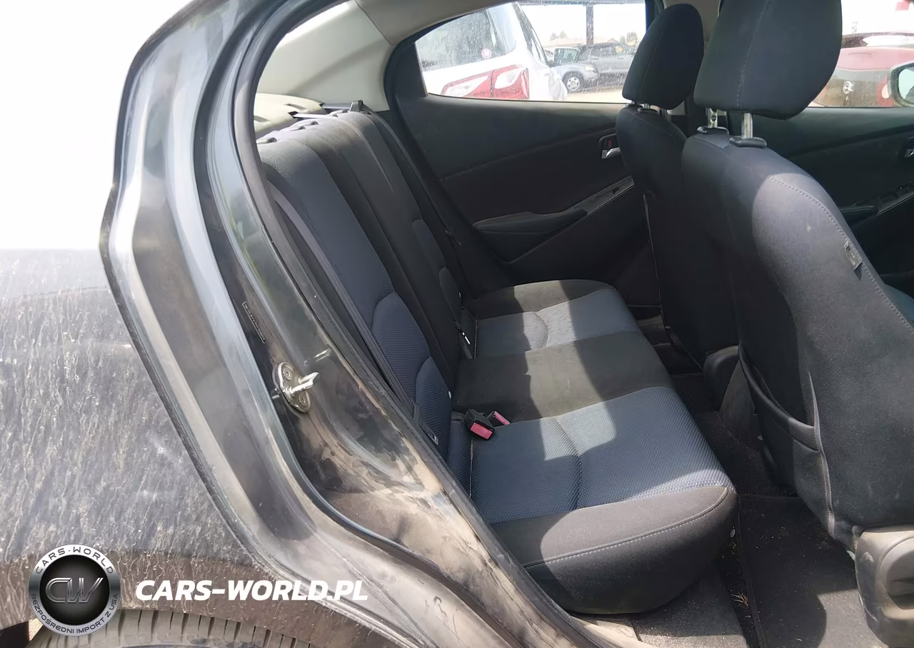 2017 Toyota Yaris Ia VIN:3MYDLBYV7HY159654 - 8