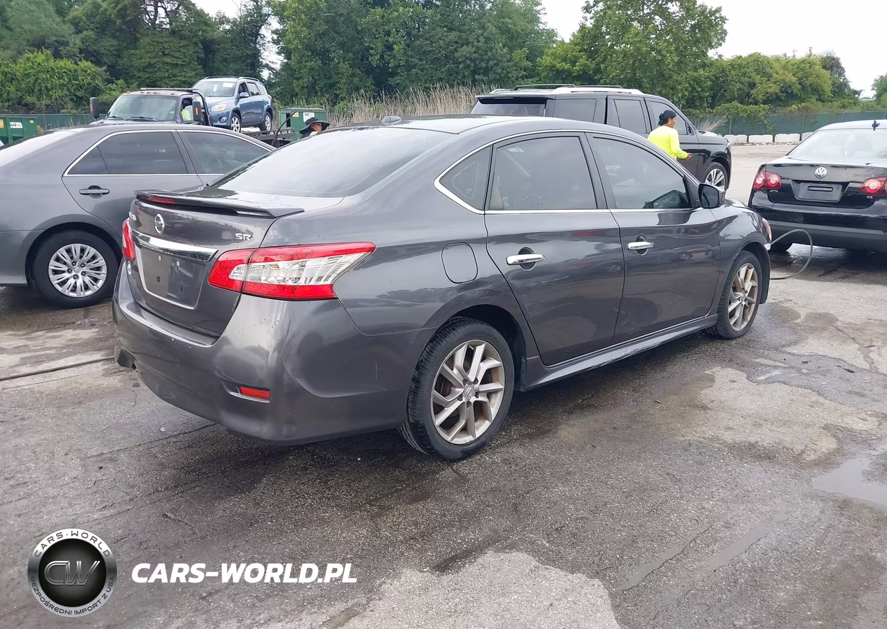 2015 Nissan Sentra Sr VIN:3N1AB7AP5FY376049 - 4