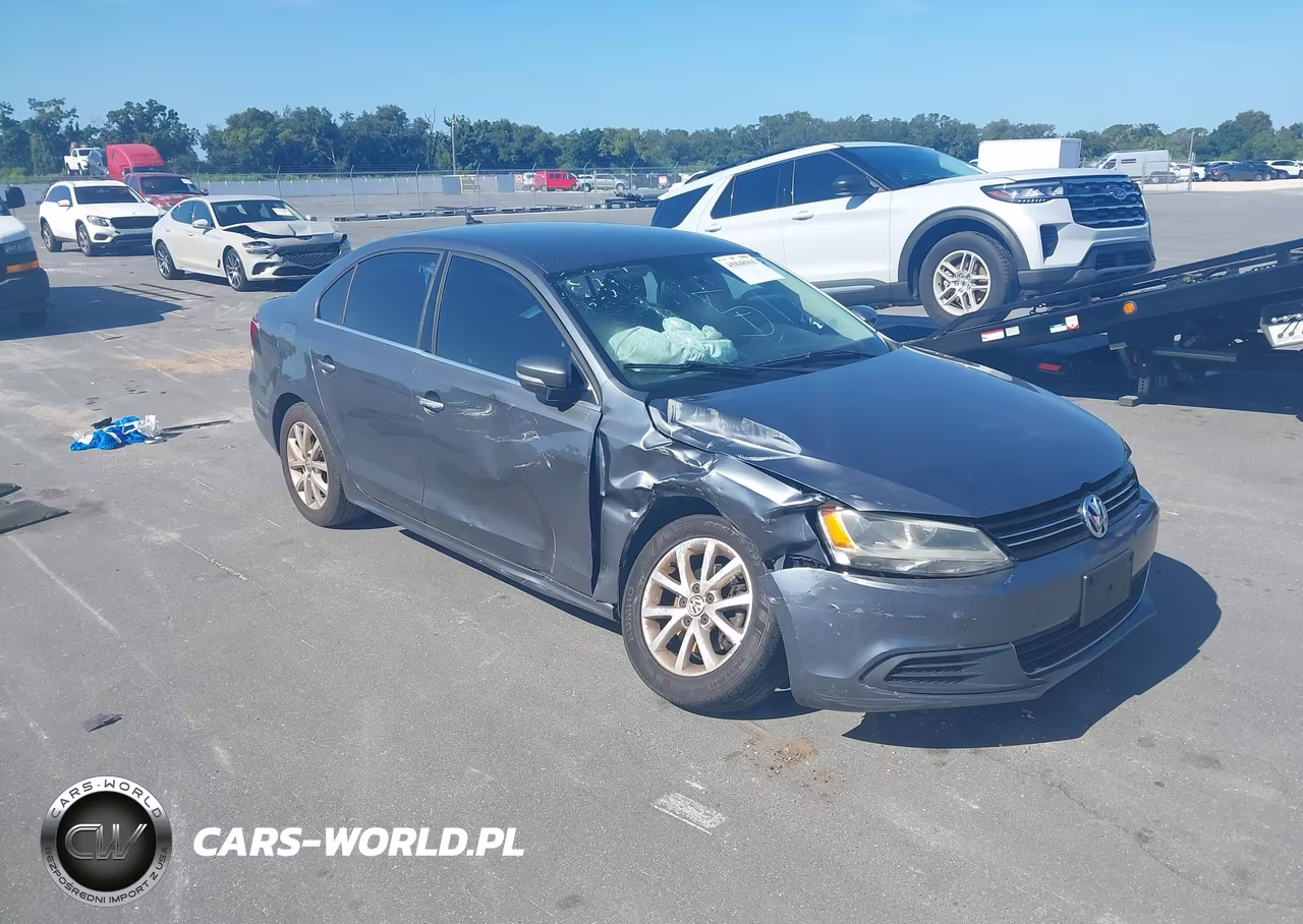 2014 Volkswagen Jetta 1.8T Se – zdjęcie 1 z 16