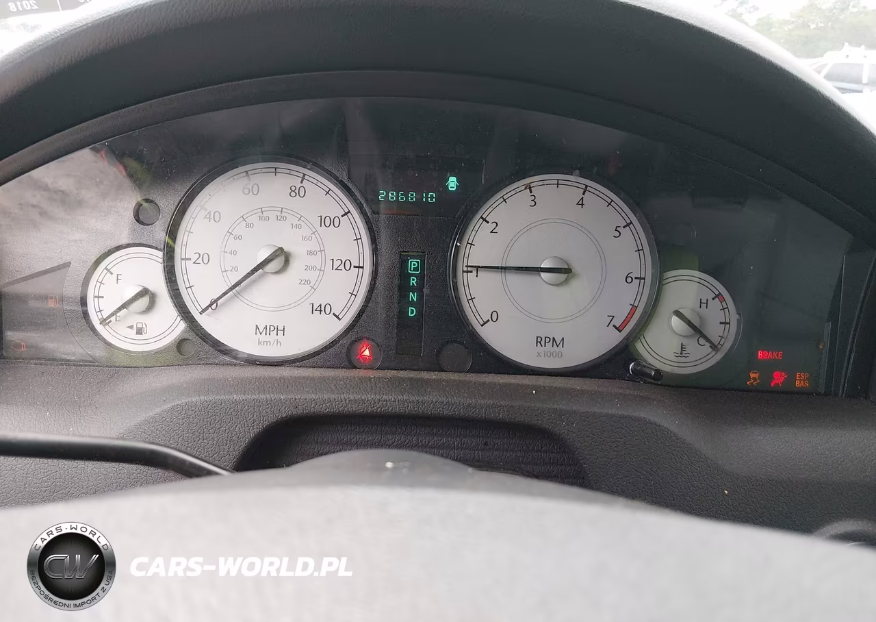 2007 Chrysler 300 Touring VIN:2C3KA53G47H883719 - 7