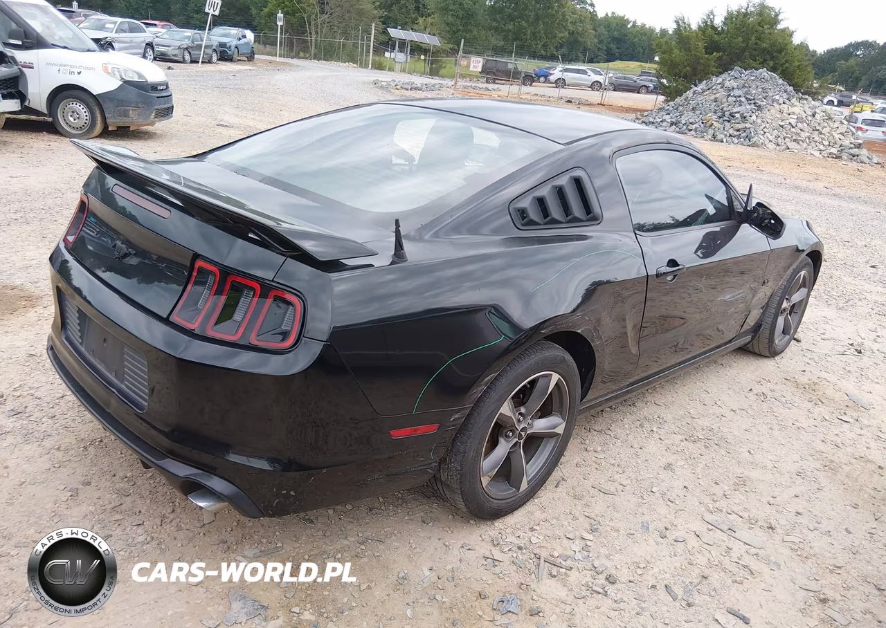 2014 Ford Mustang V6 VIN:1ZVBP8AM0E5282698 - 4
