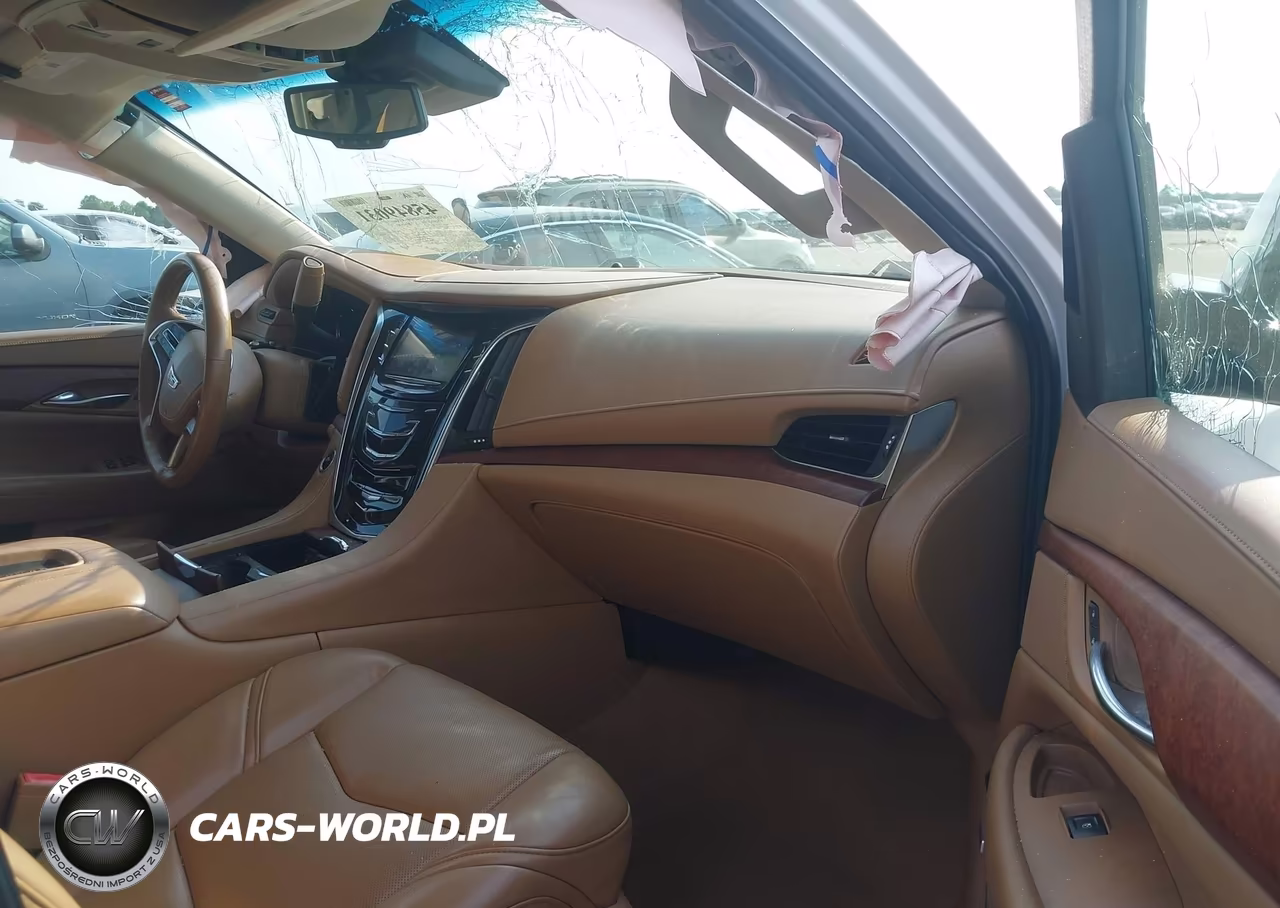 2016 Cadillac Escalade Platinum VIN:1GYS4DKJ1GR345015 - 5