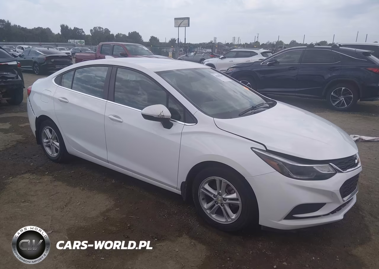 2018 Chevrolet Cruze Lt Auto – zdjęcie 1 z 21